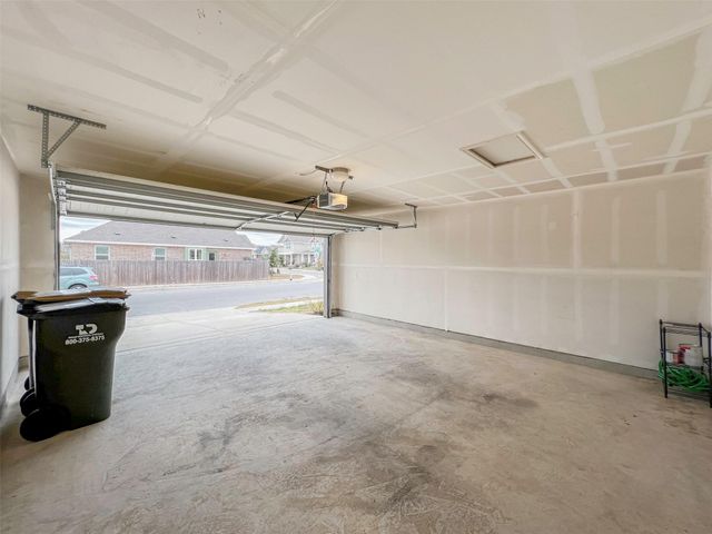 818 Silo ST, San Marcos, TX 78666
