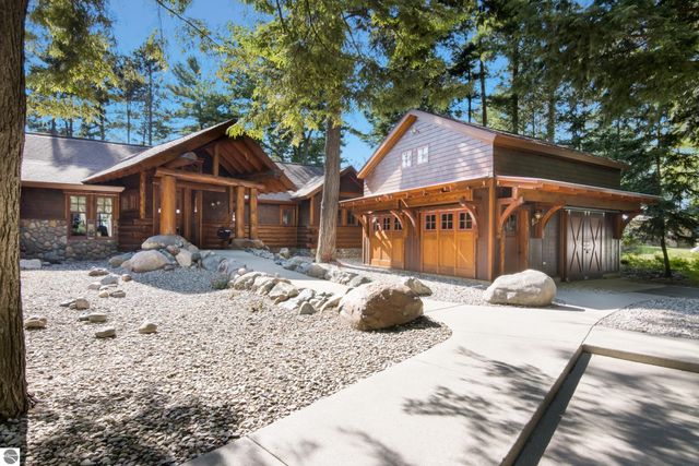 8739 Skegemog Point Road, Williamsburg, MI 49690