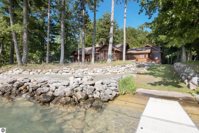 8739 Skegemog Point Road, Williamsburg, MI 49690