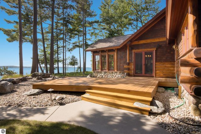 8739 Skegemog Point Road, Williamsburg, MI 49690