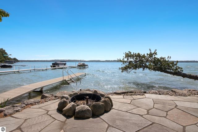 8739 Skegemog Point Road, Williamsburg, MI 49690