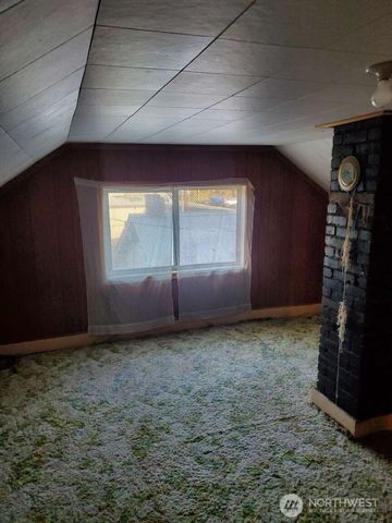 100 Main Street, Starbuck, WA 99359