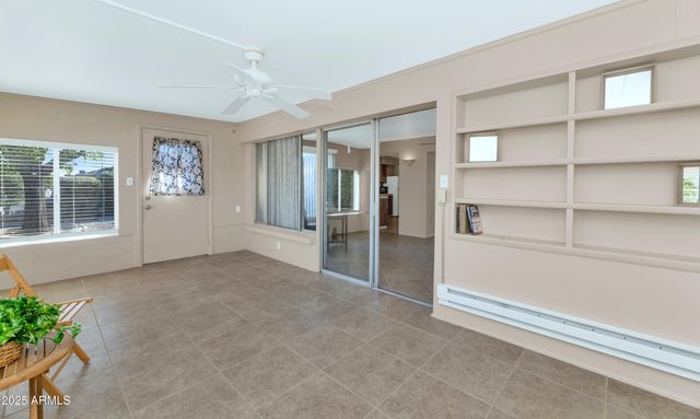 10126 W DESERT HILLS Drive, Sun City, AZ 85351