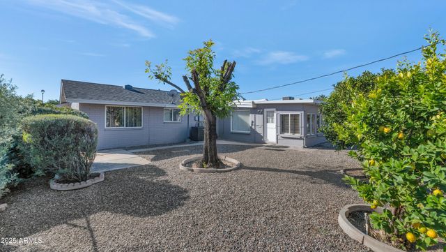 10126 W DESERT HILLS Drive, Sun City, AZ 85351