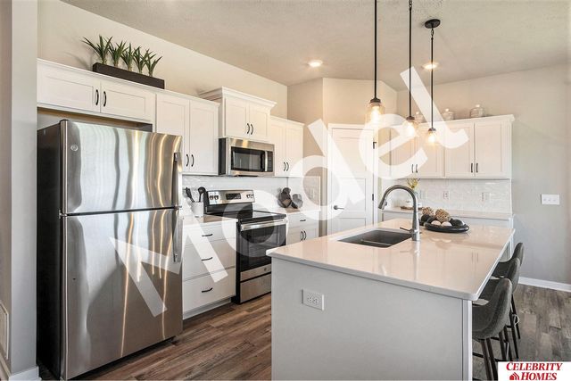 5410 N 182 Street, Elkhorn, NE 68022