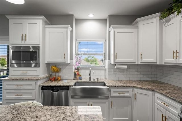 9419 N Bell Street, Kansas City, MO 64155