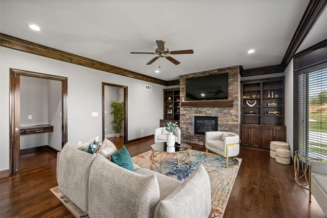 9419 N Bell Street, Kansas City, MO 64155