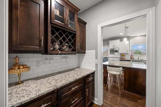 9419 N Bell Street, Kansas City, MO 64155