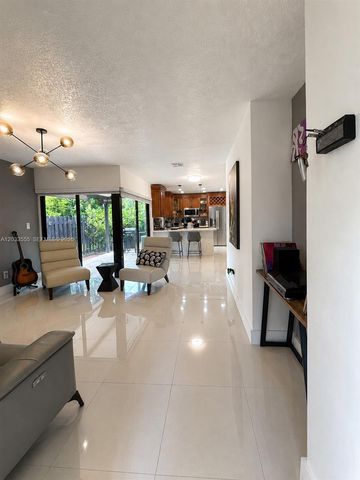 12737 SW 68th Terrace, Miami, FL 33183