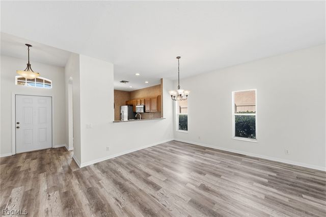 2061 Cape Heather CIR, Cape Coral, FL 33991