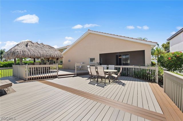 2061 Cape Heather CIR, Cape Coral, FL 33991