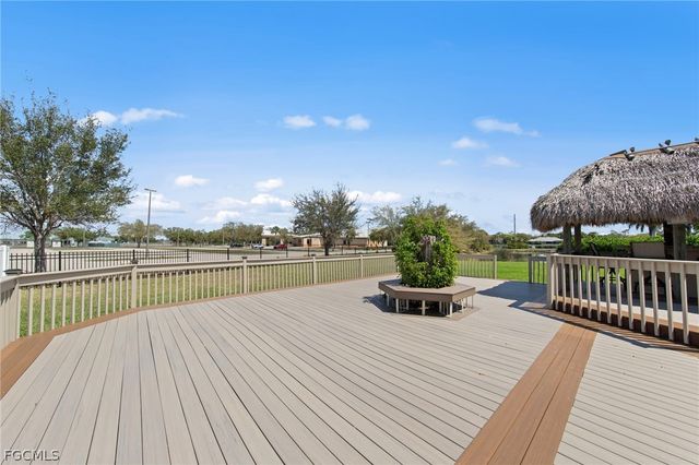 2061 Cape Heather CIR, Cape Coral, FL 33991