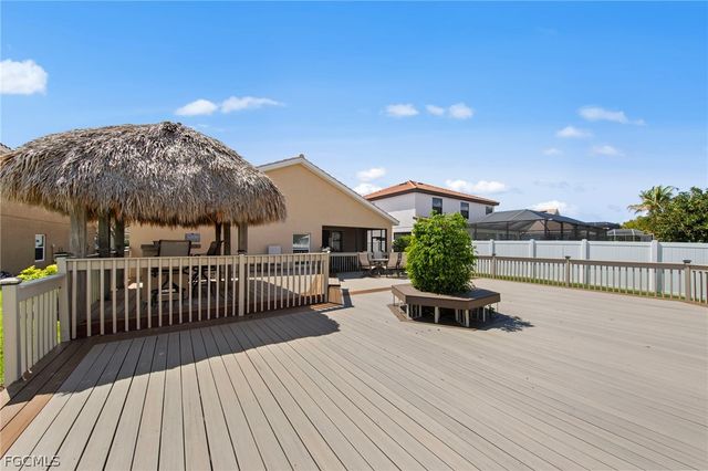 2061 Cape Heather CIR, Cape Coral, FL 33991