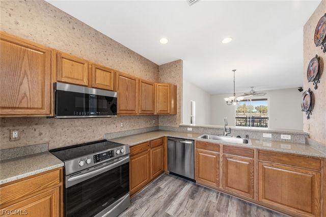 2061 Cape Heather CIR, Cape Coral, FL 33991