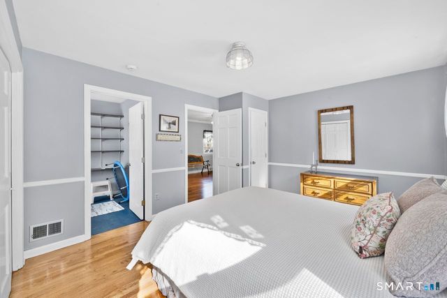 59 Birdsview Avenue, New Hartford, CT 06057