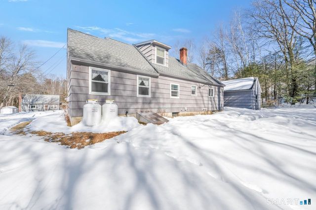 59 Birdsview Avenue, New Hartford, CT 06057