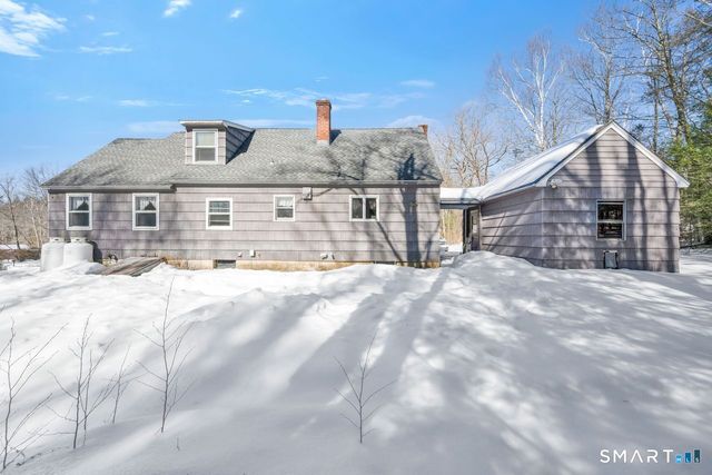 59 Birdsview Avenue, New Hartford, CT 06057