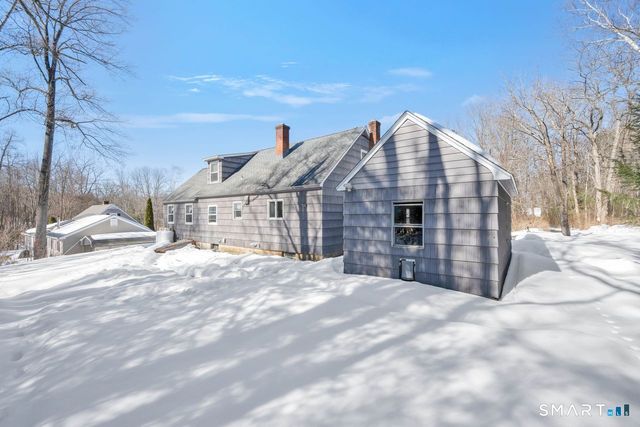 59 Birdsview Avenue, New Hartford, CT 06057