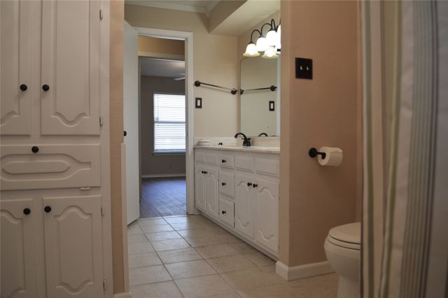 101 Noel Street, Waxahachie, TX 75165