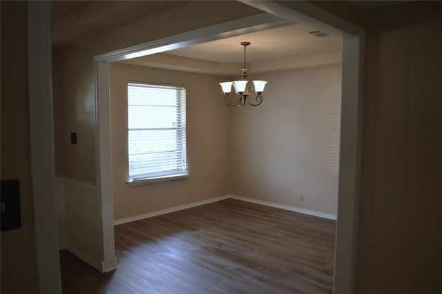 101 Noel Street, Waxahachie, TX 75165