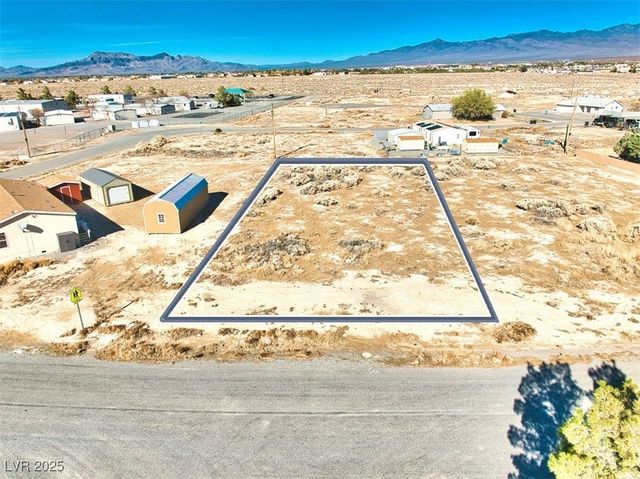 1580 East Laguna Street, Pahrump, NV 89048