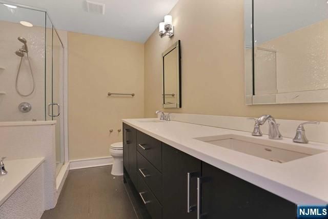 1538 River Road 5, Edgewater, NJ 07020