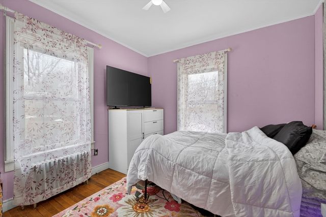 11 Cleaves St, Quincy, MA 02171