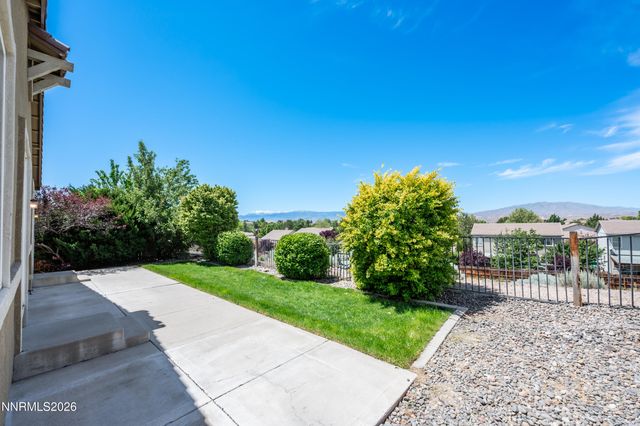 5433 Desertstone Drive, Sparks, NV 89436