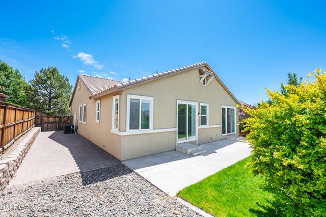 5433 Desertstone Drive, Sparks, NV 89436