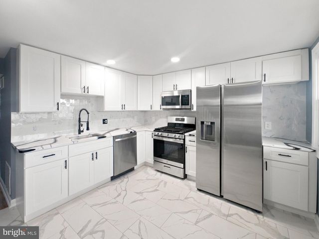 3233 KESSLER RD, Halethorpe, MD 21227