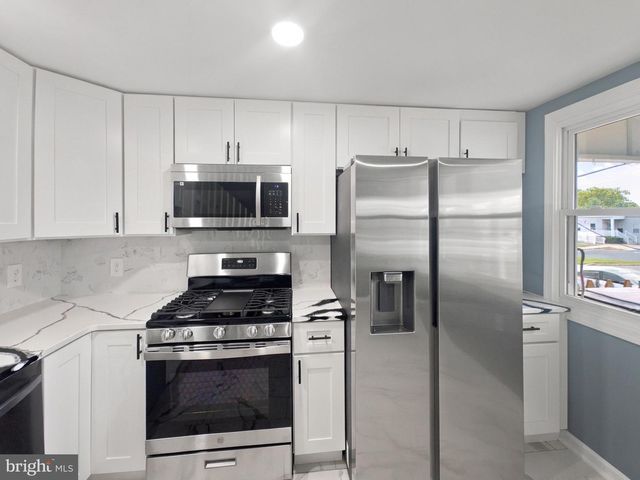 3233 KESSLER RD, Halethorpe, MD 21227