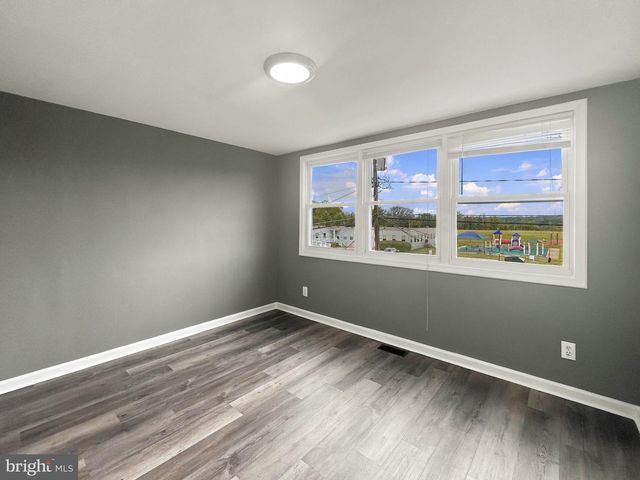 3233 KESSLER RD, Halethorpe, MD 21227