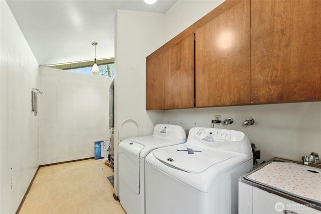 2258 40th Avenue E, Seattle, WA 98112