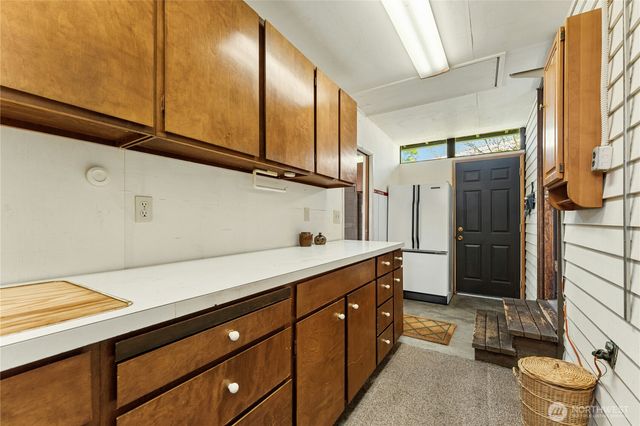 2258 40th Avenue E, Seattle, WA 98112