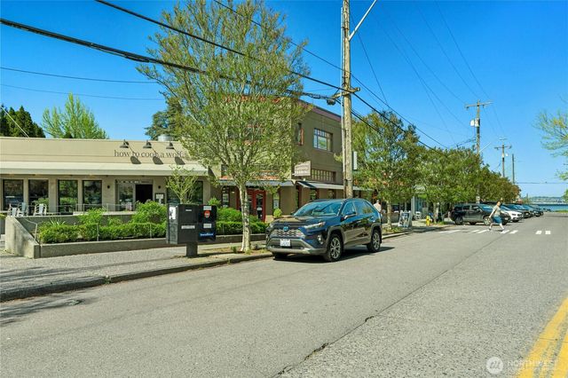 2258 40th Avenue E, Seattle, WA 98112