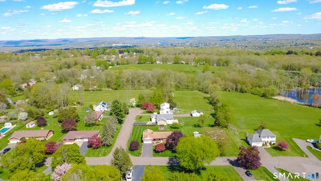 68 Pleasant View Drive, Middletown, CT 06457