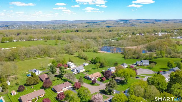 68 Pleasant View Drive, Middletown, CT 06457
