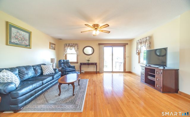 68 Pleasant View Drive, Middletown, CT 06457