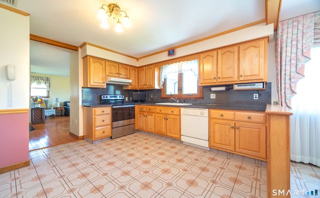 68 Pleasant View Drive, Middletown, CT 06457