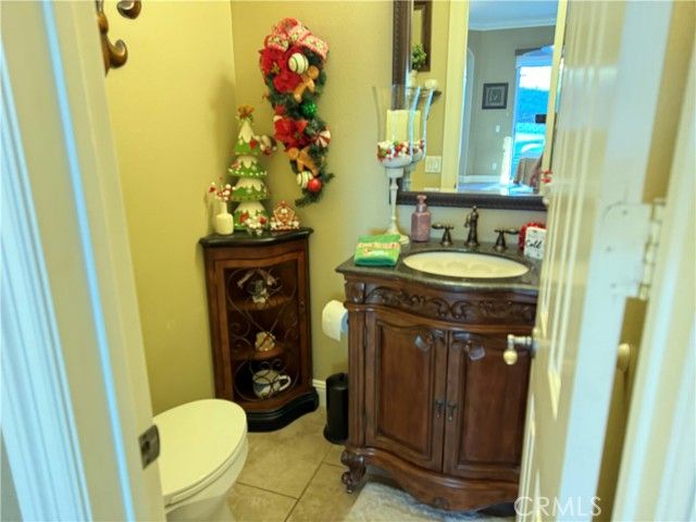 30610 Early Round Drive, Canyon Lake, CA 92587