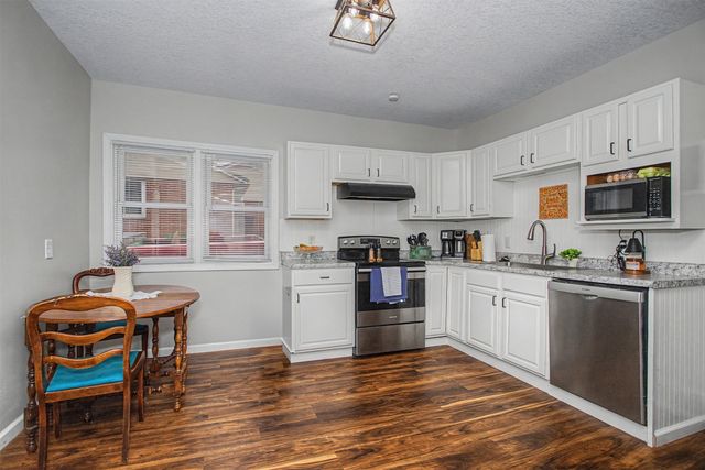 614 Maxwell Street, Maxwell, IA 50161