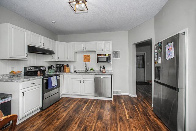 614 Maxwell Street, Maxwell, IA 50161