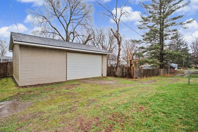 614 Maxwell Street, Maxwell, IA 50161