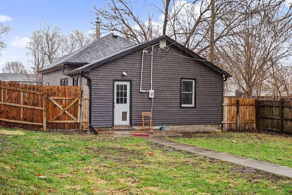 614 Maxwell Street, Maxwell, IA 50161