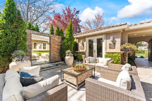 5033 Skellig Rock Way, El Dorado Hills, CA 95762