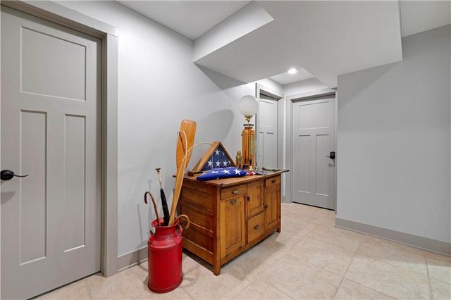 3 W Street, Lake Lotawana, MO 64086