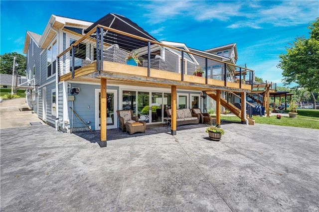 3 W Street, Lake Lotawana, MO 64086