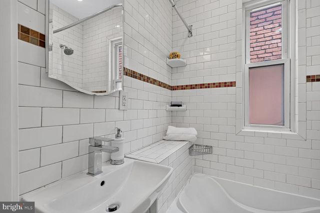 603 ACKER PL NE, Washington, DC 20002