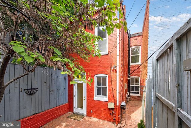 603 ACKER PL NE, Washington, DC 20002