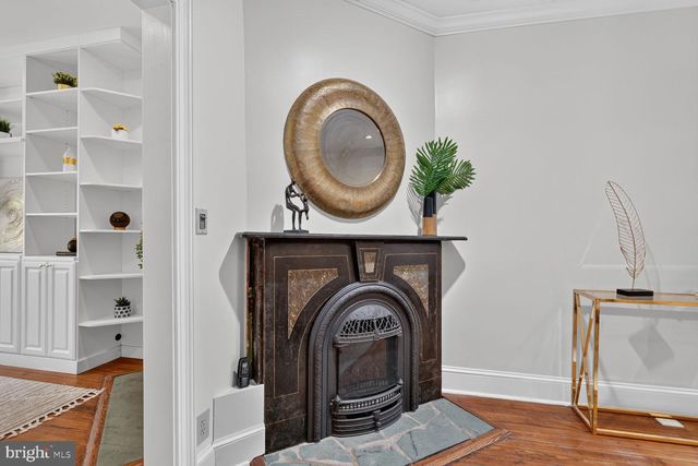 603 ACKER PL NE, Washington, DC 20002